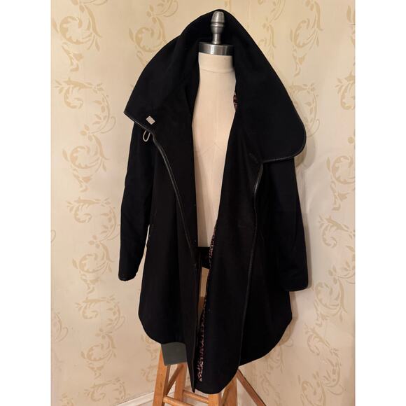 Betsy Johnson Wool Black Beautiful Swing Jacket Ladies 10 - Picture 1 of 4